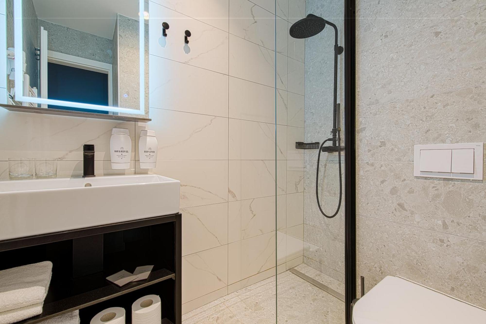 Paviljoni Omorika Hotel Crikvenica Kültér fotó